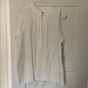 Simply Vera Vera Wang White Sleeveless Blouse